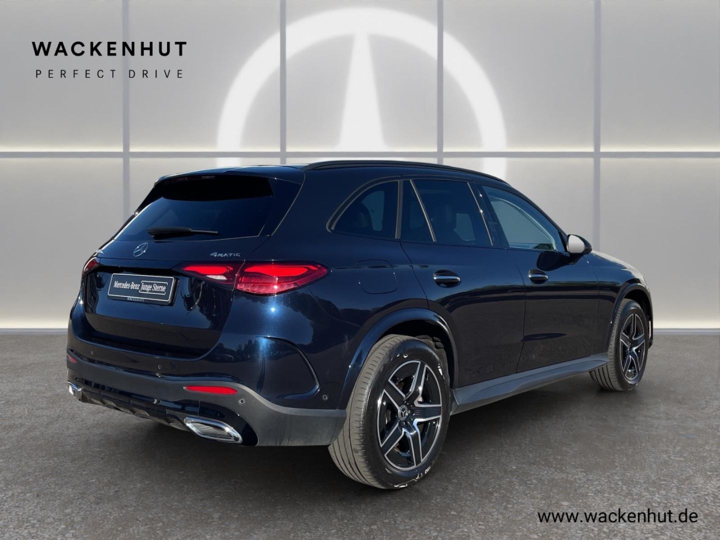 Mercedes-Benz GLC 300 e 4M AMG Premium Night AHK Pano FAP 360° foto 4