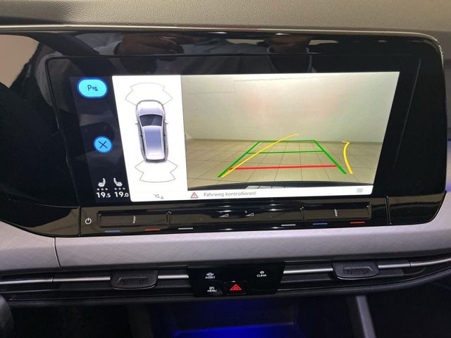Golf VIII Variant 1.0 TSI Life Bluetooth Navi