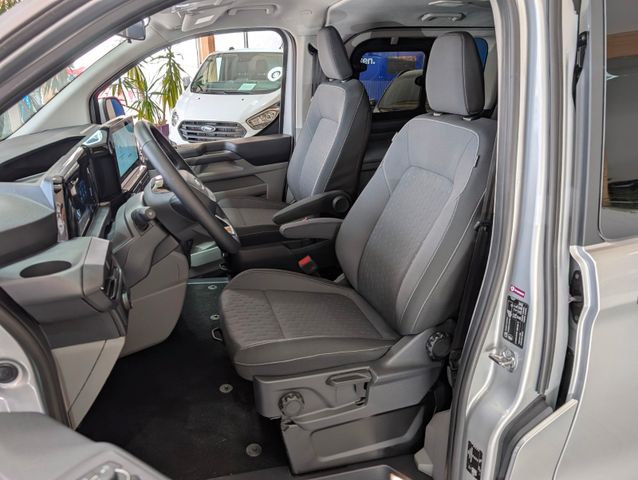 Ford Tourneo Custom 2.0 EcoBlue  L1 Titanium