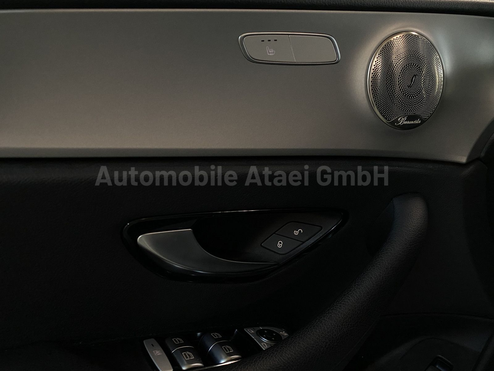 Fahrzeugabbildung Mercedes-Benz E 300de 4Matic Avantgarde *designo magno Lack*