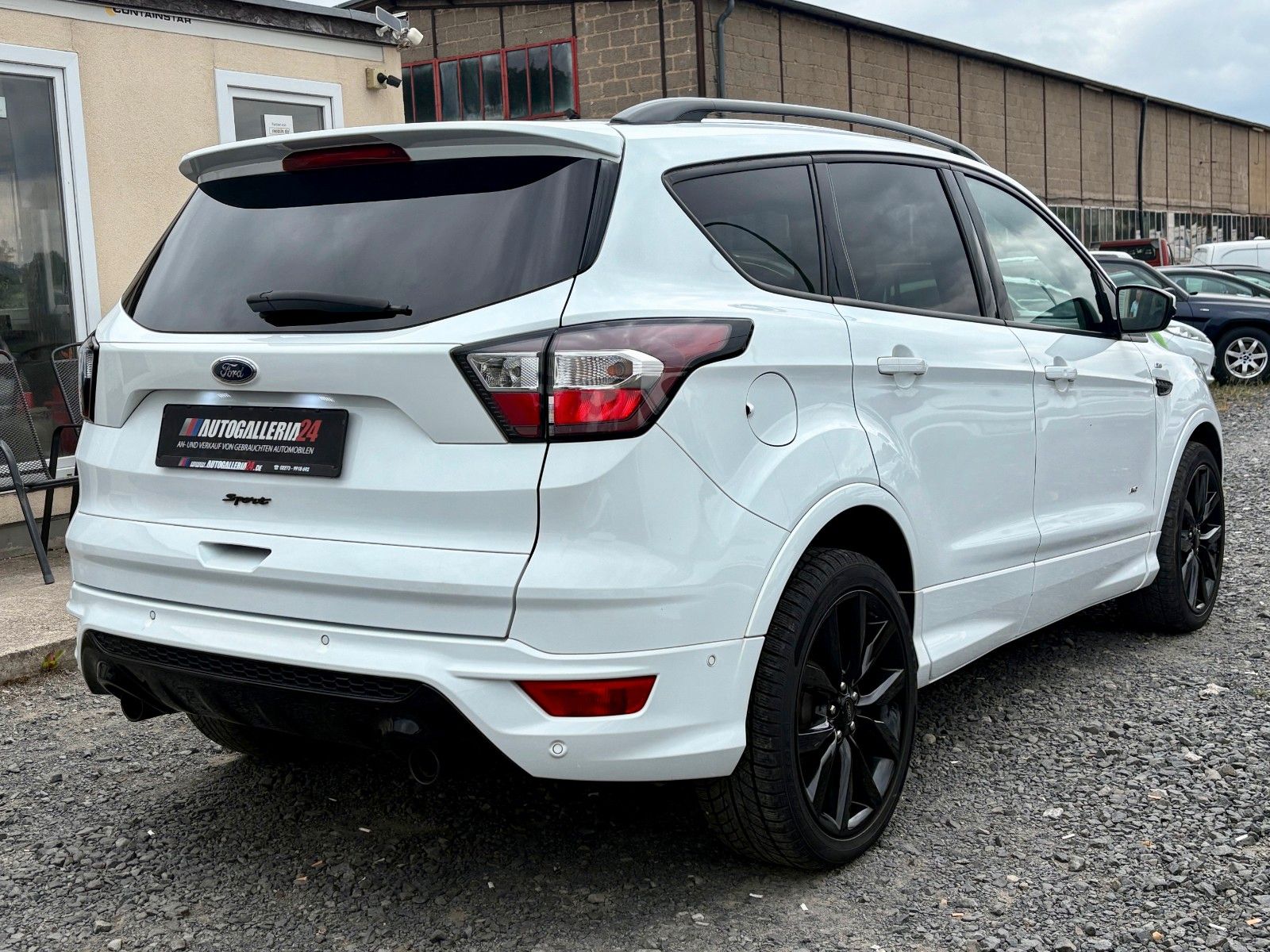 Fahrzeugabbildung Ford Kuga 2.0 TDCi 4x4 ST-Line Aut. Navi Leder Xenon