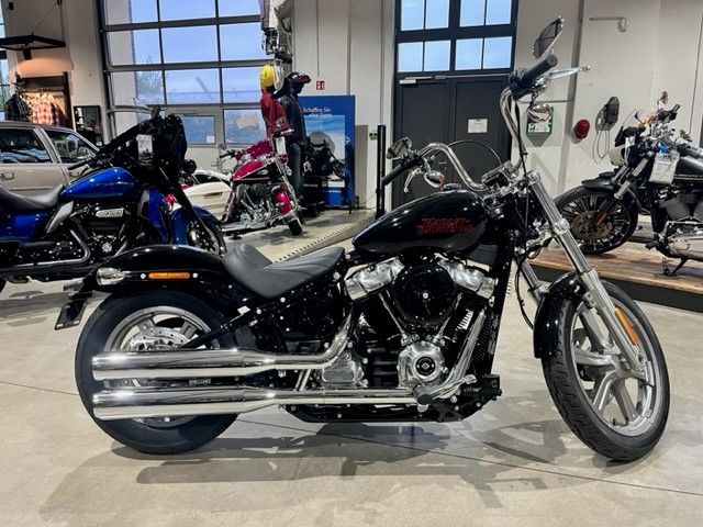 Fahrzeugabbildung Harley-Davidson MY23 Harley-Davidson FXST Softail Standard 107