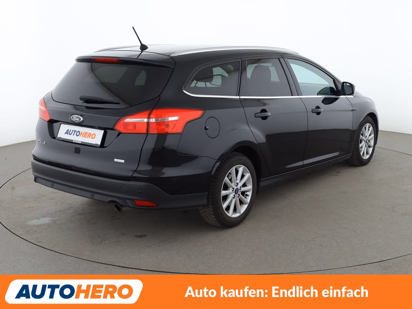 Ford Focus 1.5 EcoBoost Titanium Aut.*TEMPO*PDC*SHZ*