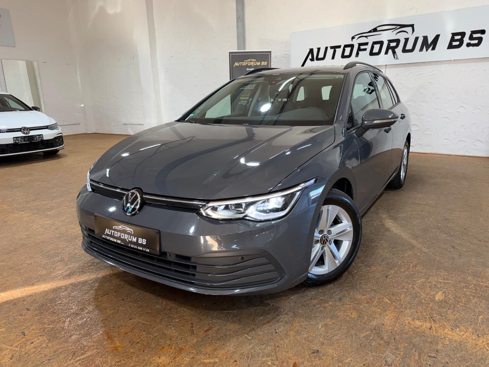 Volkswagen Golf VIII Variant Life 1.5eTSI DSG/AHK/PDC/AHK