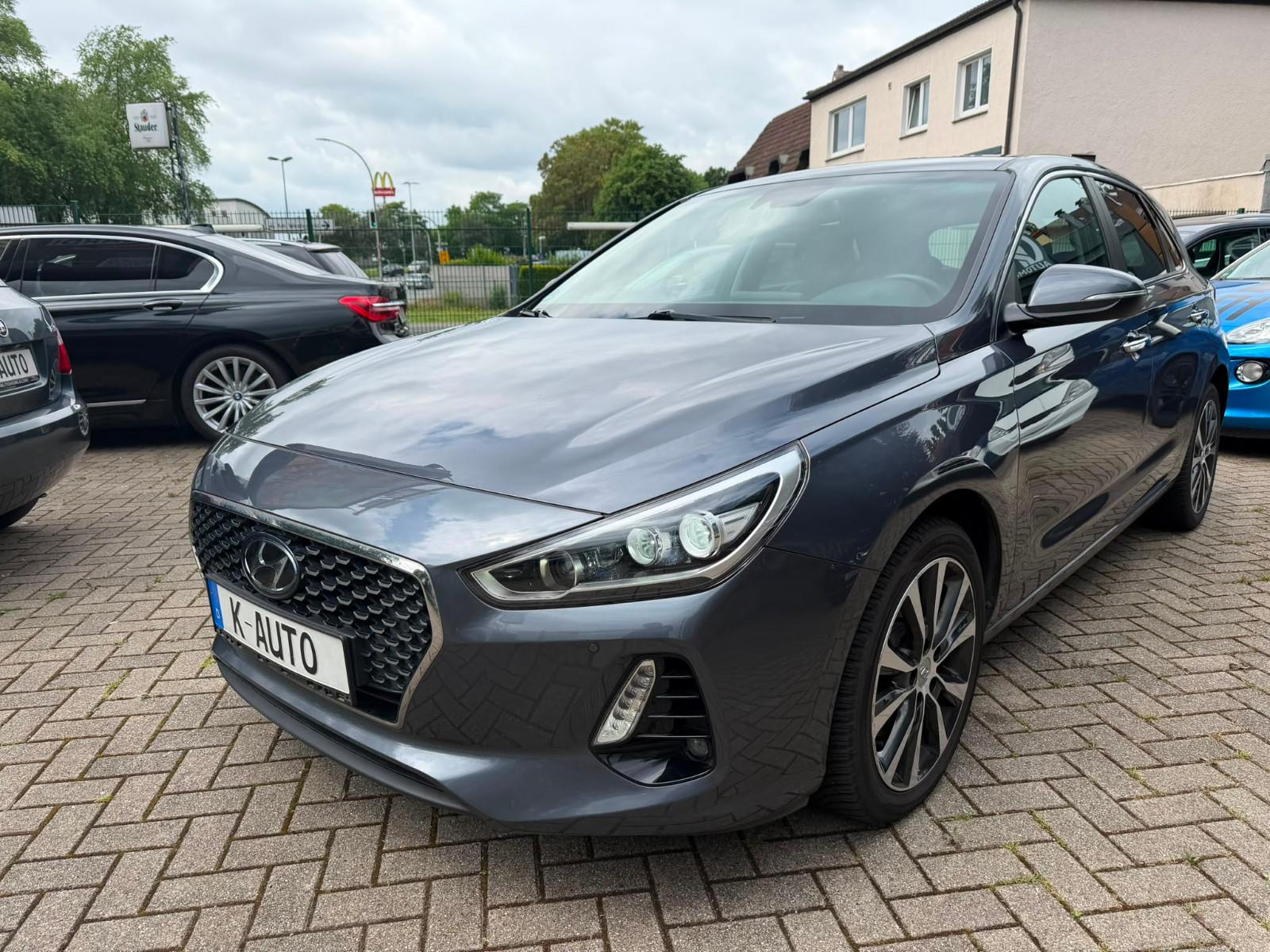Hyundai i30 Premium VOLL Unfallfrei