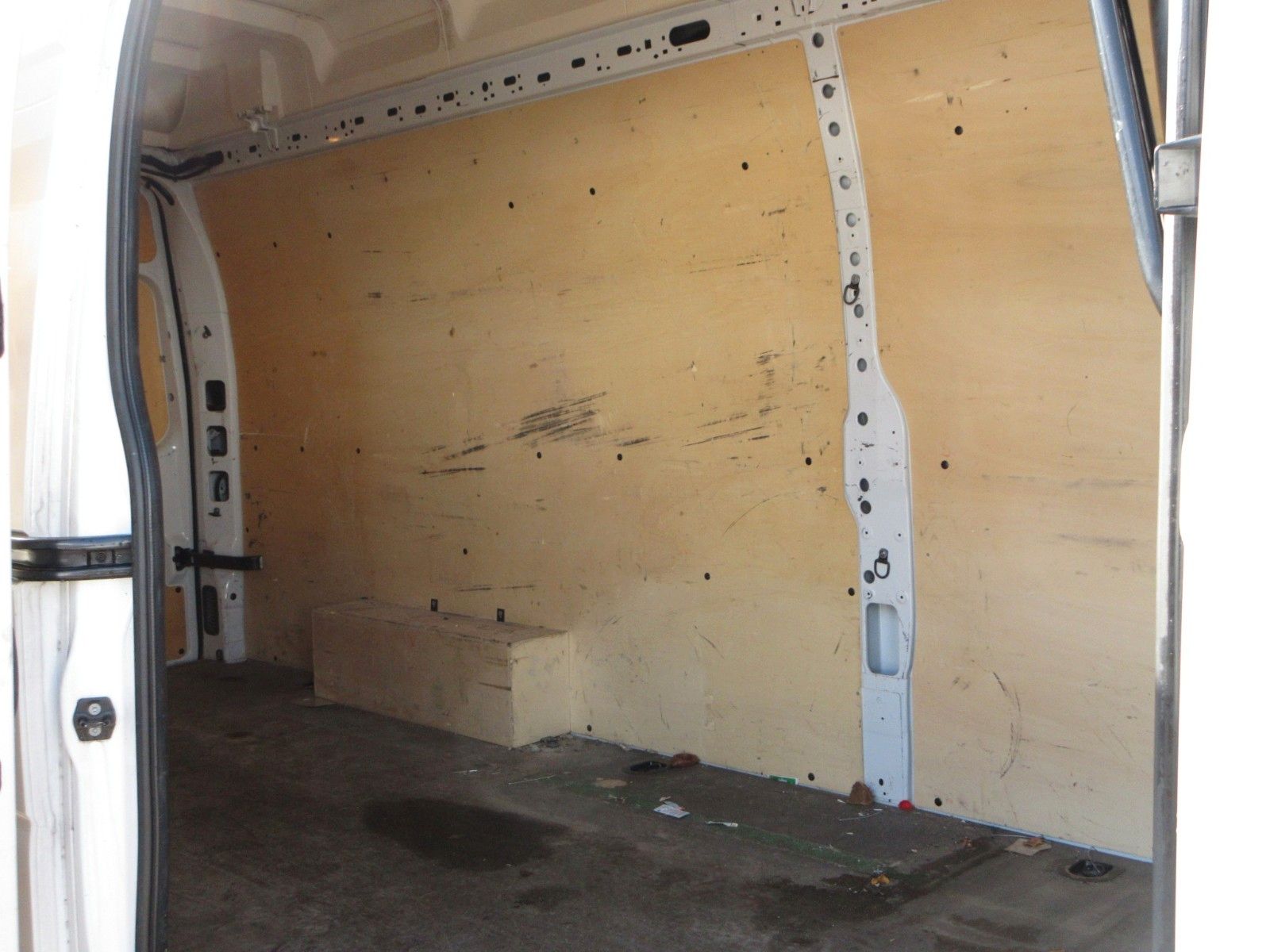 Fahrzeugabbildung Opel Movano B Kasten 2.3Ltr. 107KW RWD  L4H3 3,5t