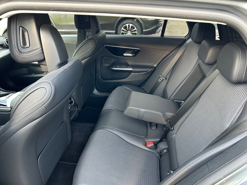 Fahrzeugabbildung Mercedes-Benz C 220 T d 4M AVANTG., Standh., Memory, LED, RFK