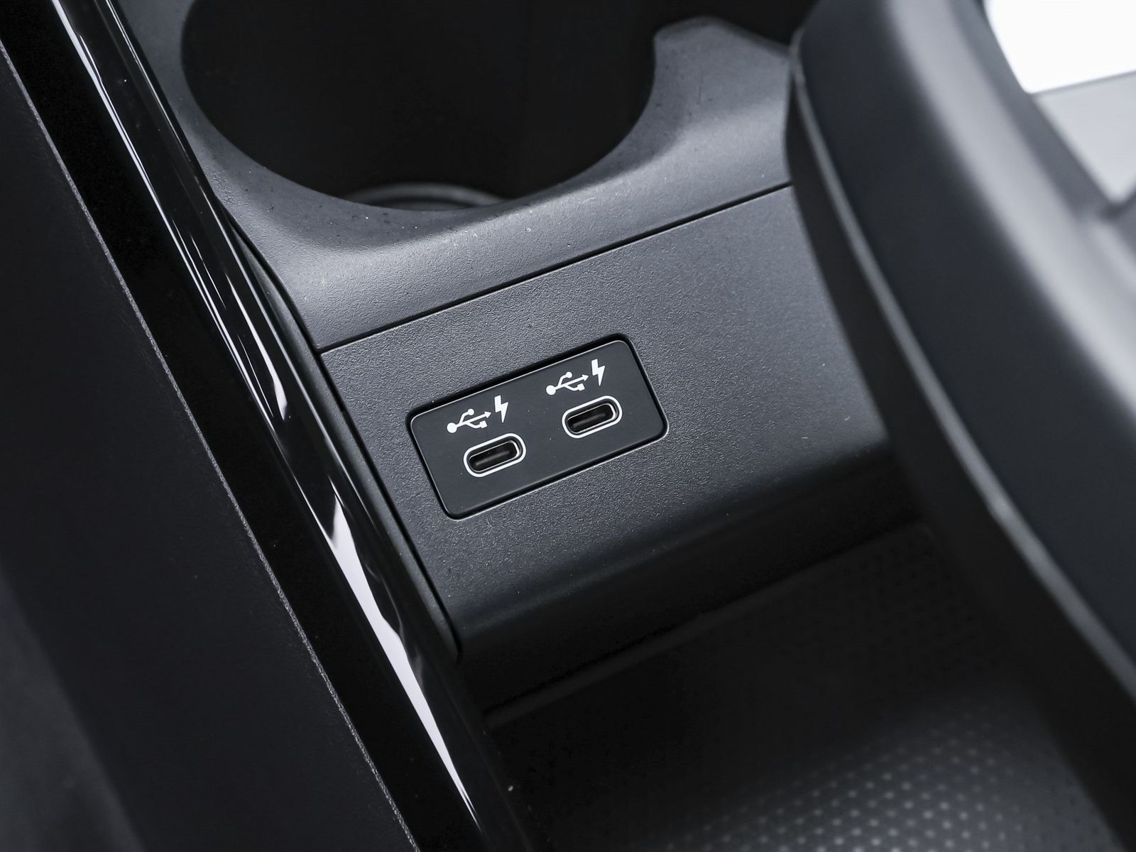 BMW 225 Active Tourer - Bild 11