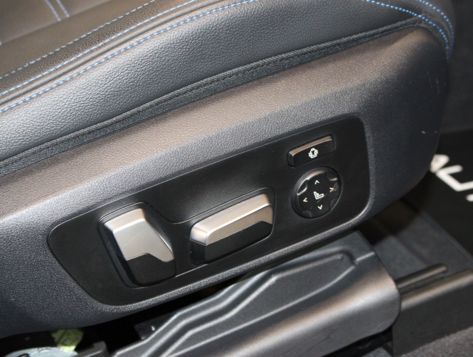 Fahrzeugabbildung BMW X3 M40d xDrive Standhzg.*Pano*LED*el. AHK*VOLL