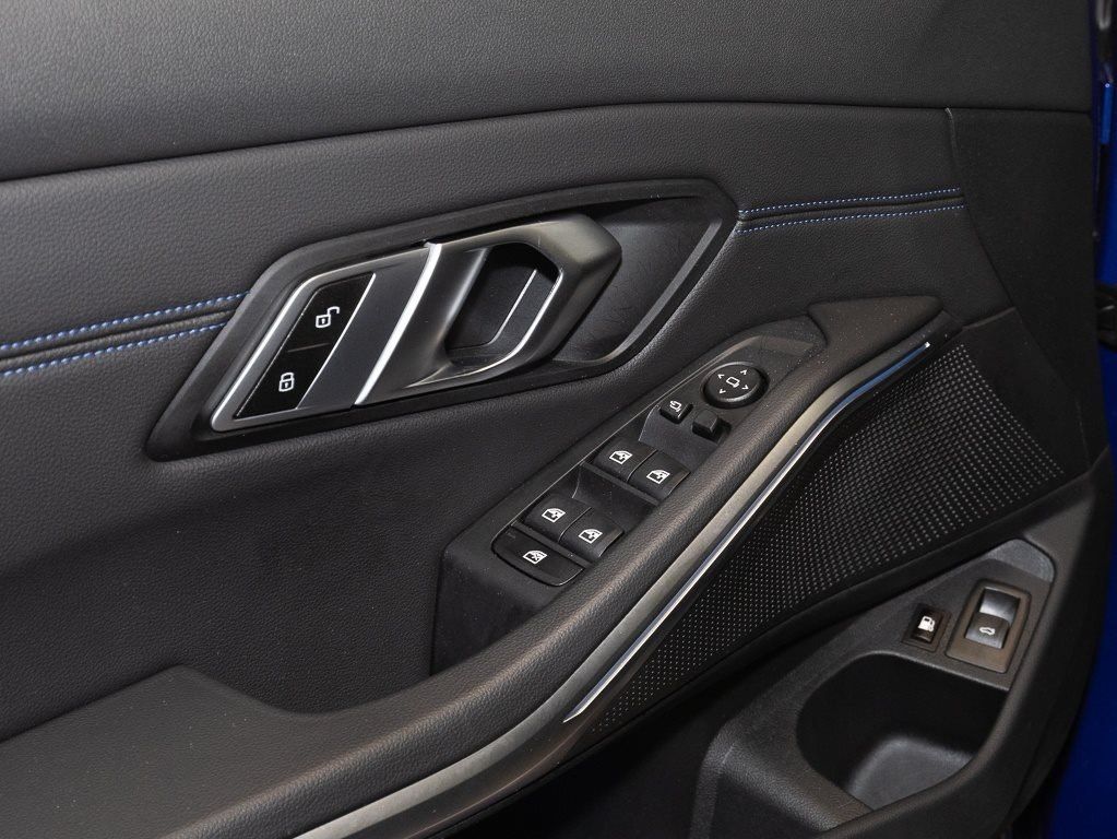 BMW 330 - Bild 6