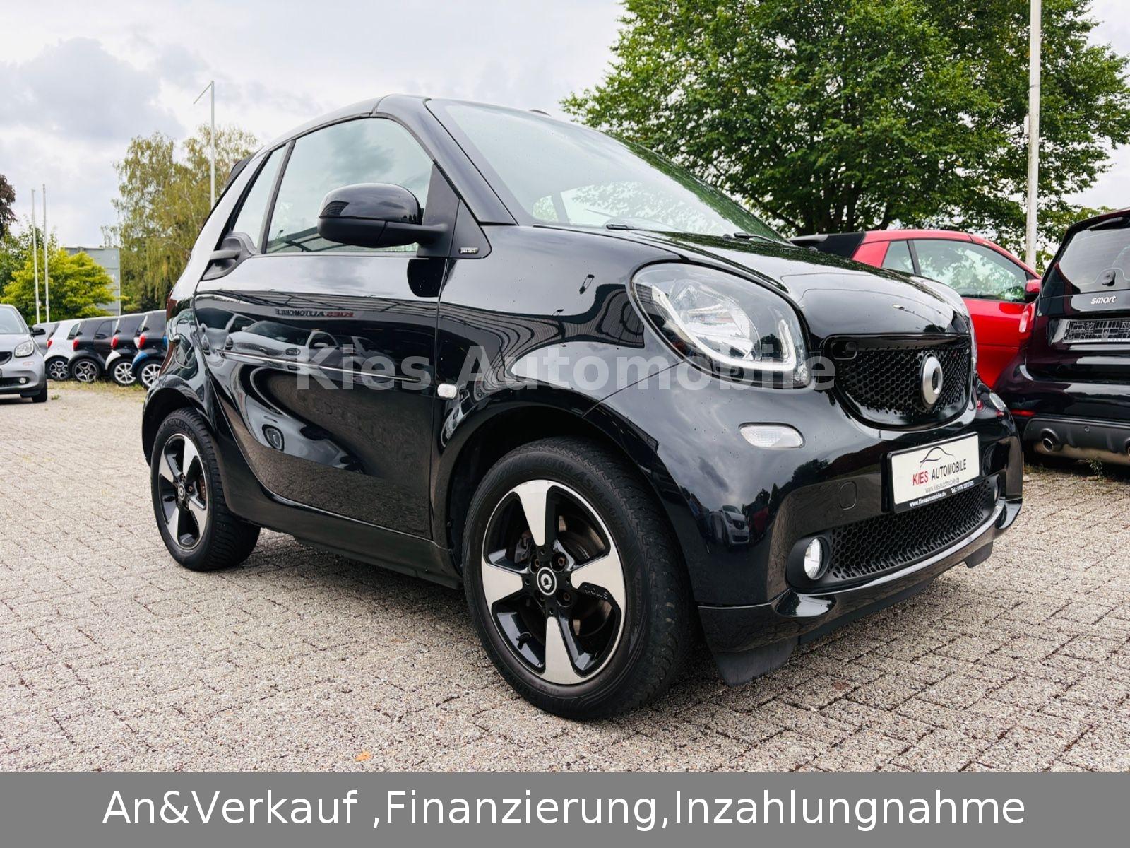 Smart ForTwo Cabrio Perfect 90Ps AUTOM/NAVI/KAM/SITZH