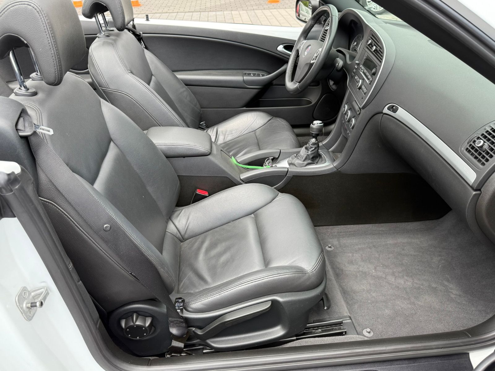 Fahrzeugabbildung Saab 9-3 Cabriolet Vector