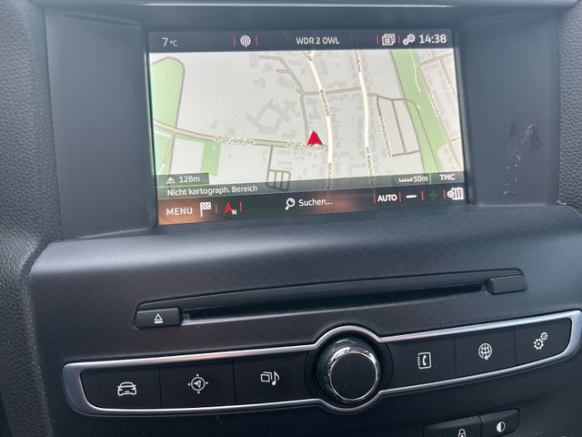 Fahrzeugabbildung DS Automobiles DS4+Navi+CarPlay+LM Allwetter+SHZ+LED+Teilleder