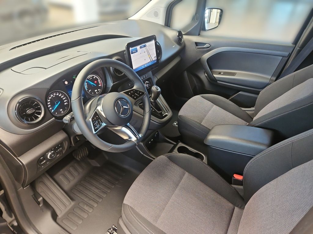 Fahrzeugabbildung Mercedes-Benz eCitan Kasten lang AHK AUT Kam. KlimaA Navi PDC