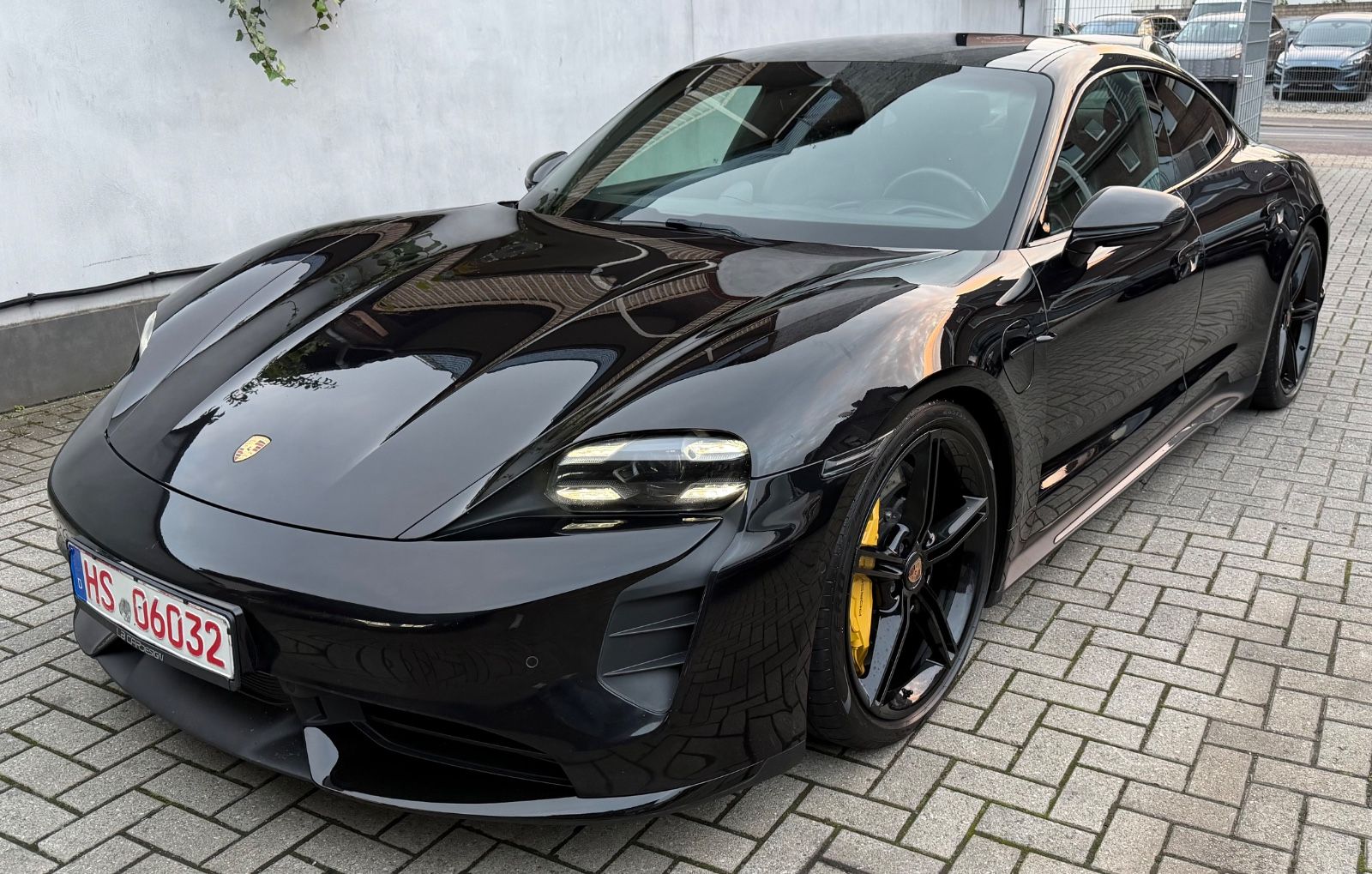 Porsche Taycan Turbo S  Voll Carbon Paket Beifahrer Disp