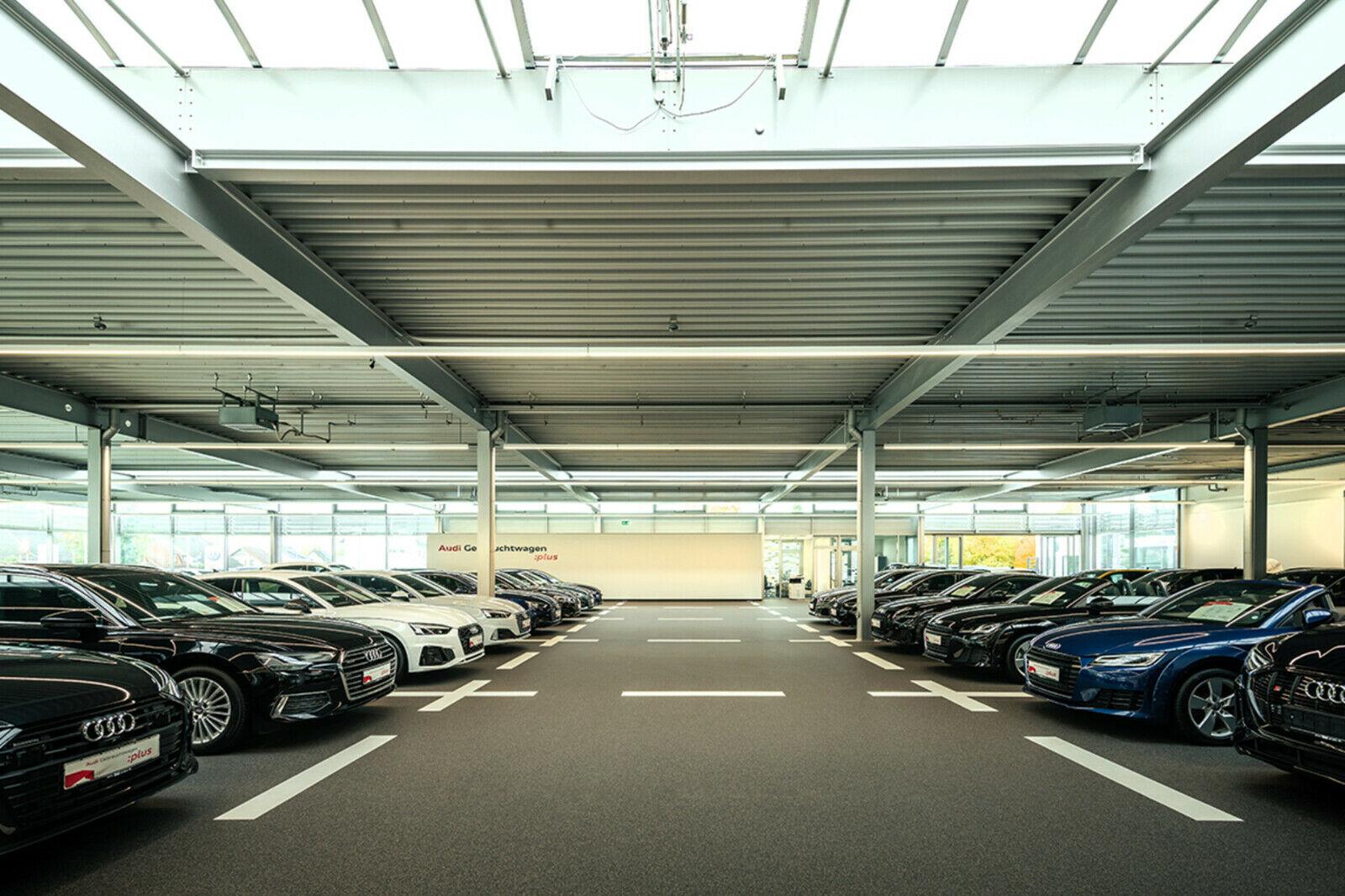 showroom-image-bottom