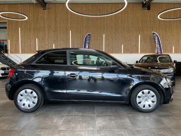 Audi A1 attraction *Klimaauto.*Sitzheizung*TÜV0327*