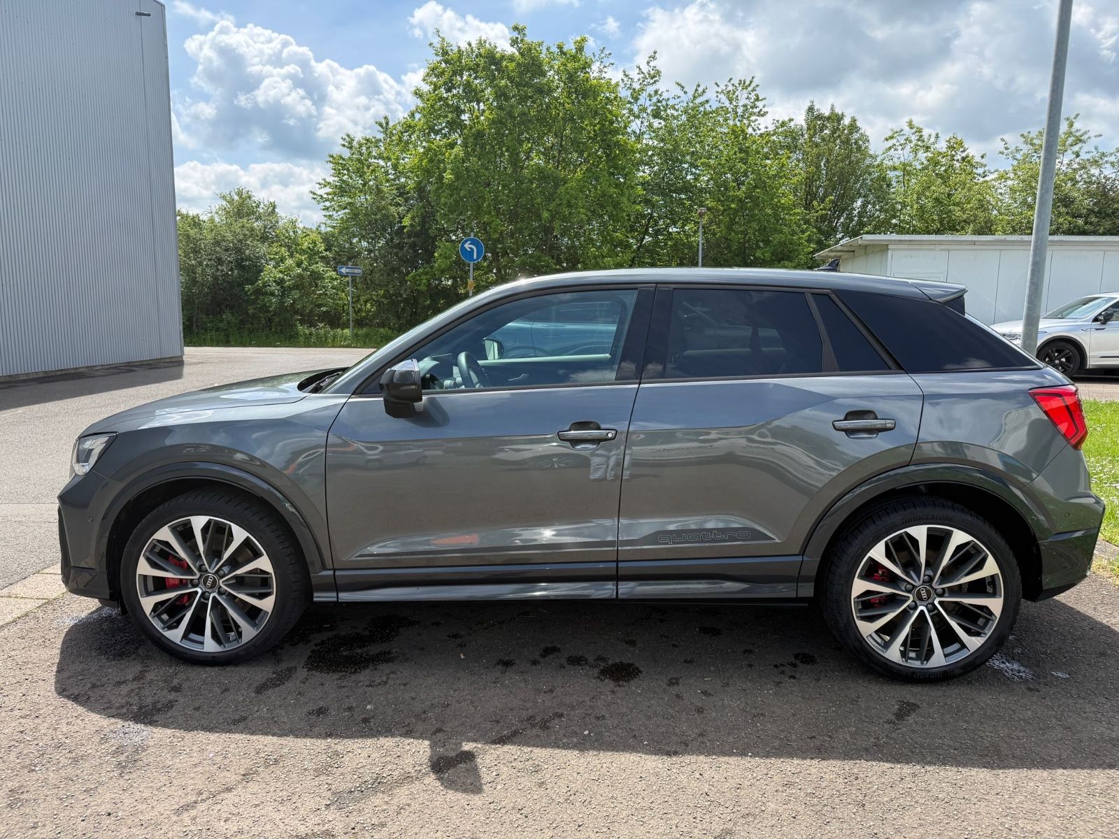 AUDI SQ2 TFSI S tronic quattro sport SQ2