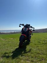 KTM 890 Duke GP - KTM 890 DUKE
