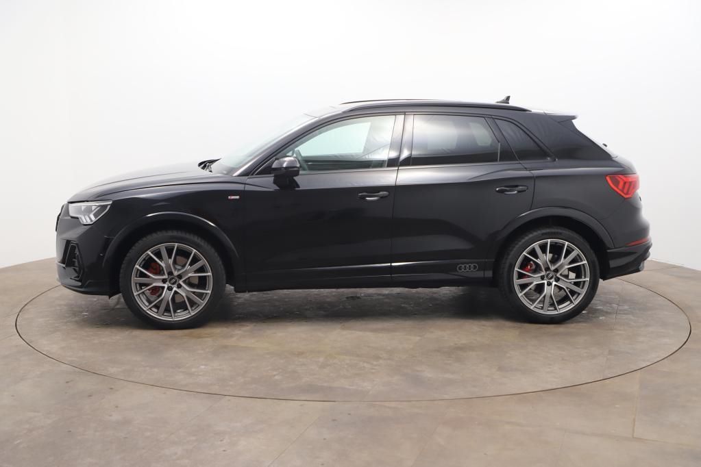 Audi Q3 S line quattro 2.0 40 TFSI AHK*Pano*PDC*RFK