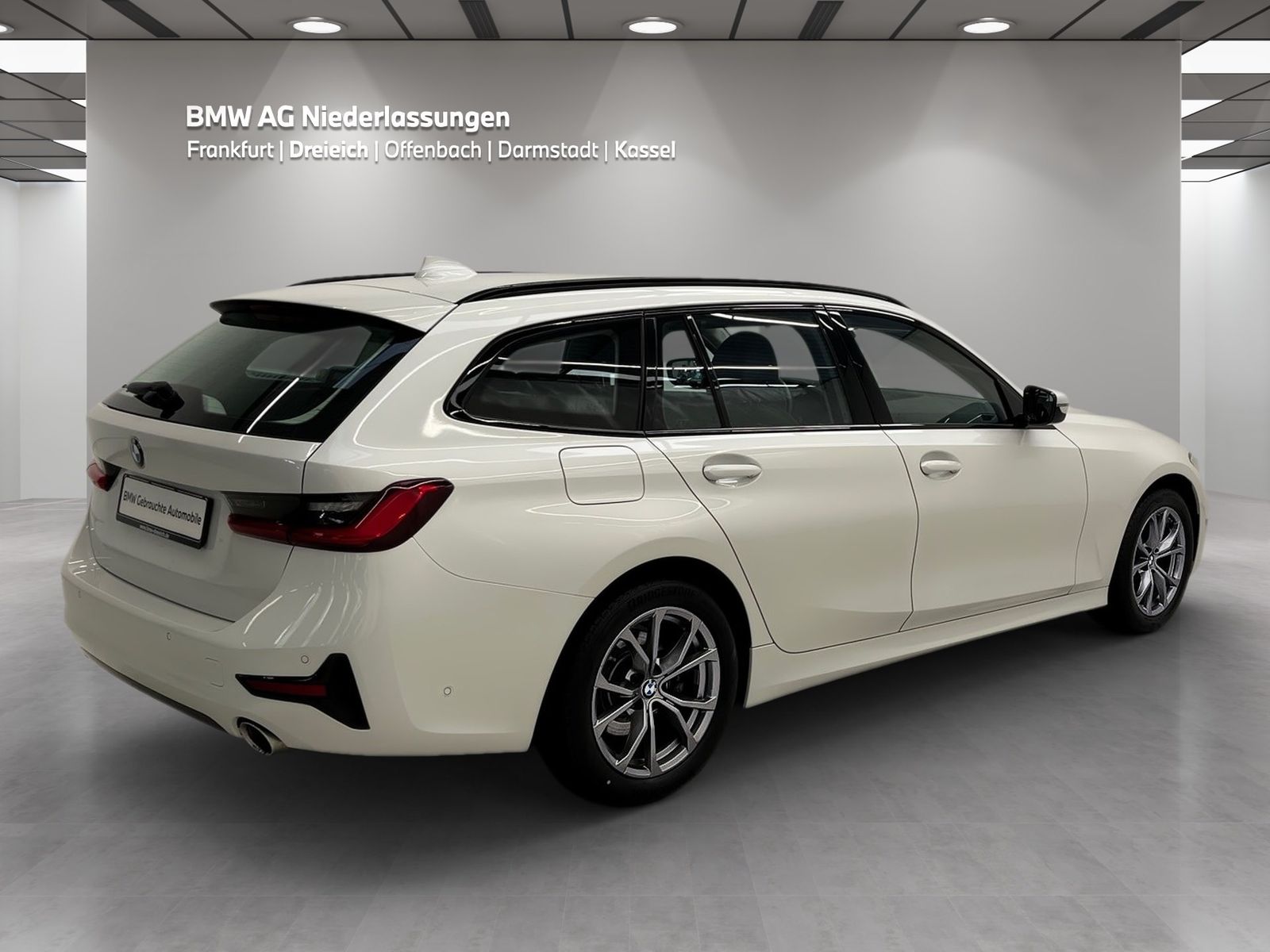 BMW 320d xDrive Sport Line AHK Driv.Assist.Prof PDC imagem 3