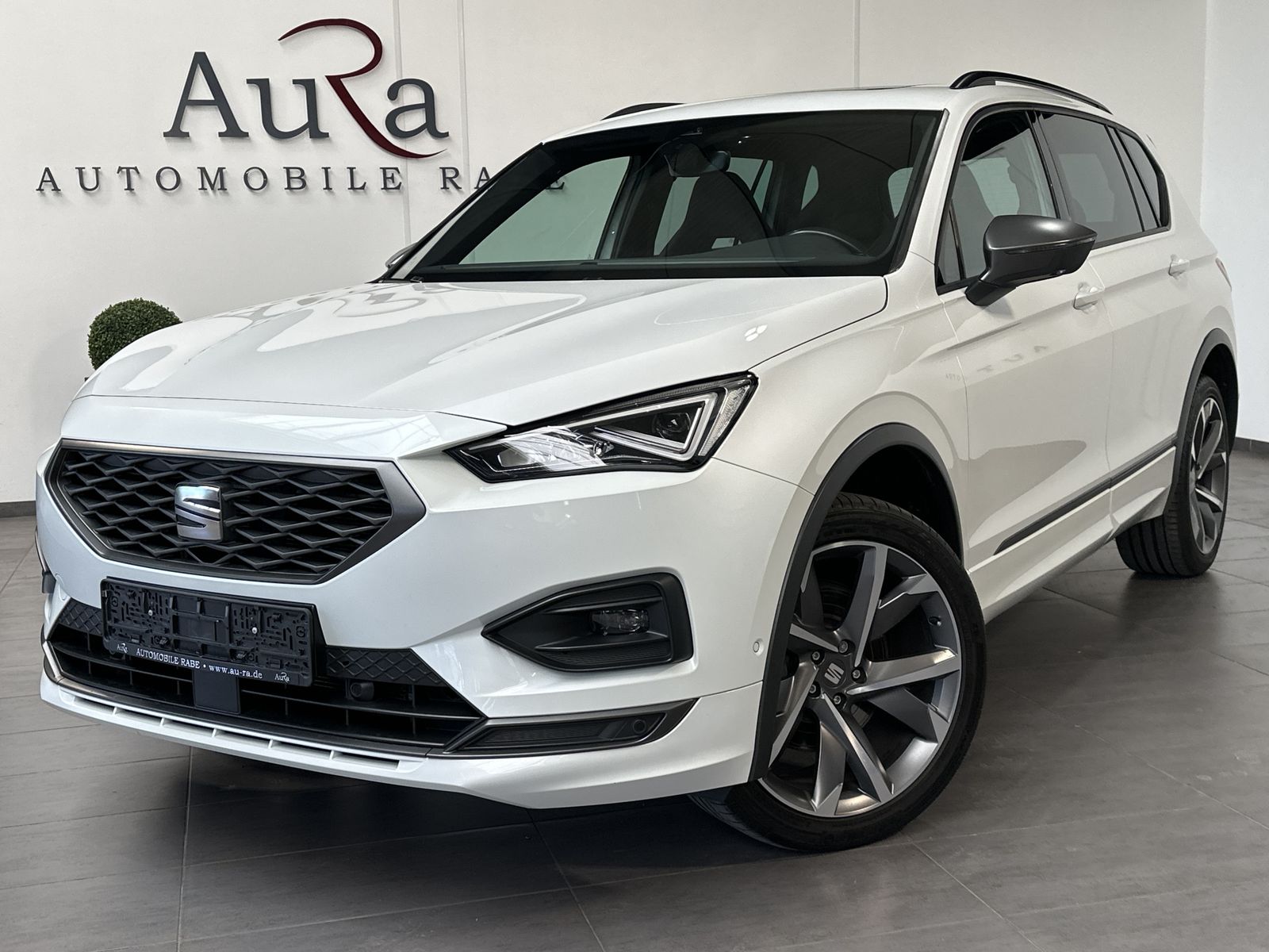 Fahrzeugabbildung SEAT Tarraco FR 4Drive NAV+LED+AHK+BEATS+PANO+20ZO+VC