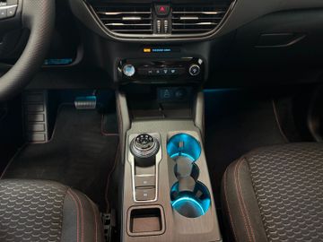 Fahrzeugverkauf 25 Ford Kuga ST-Line 1.5 AT AHK Navi Pano Kamera