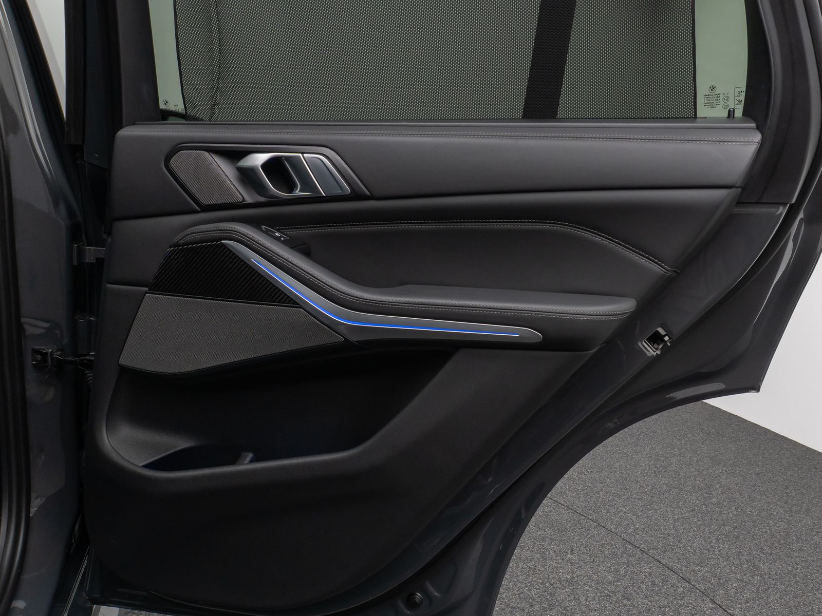 Fahrzeugabbildung BMW X5 M60i 360° HUD H/K SoftCl Panorama Sky Lounge