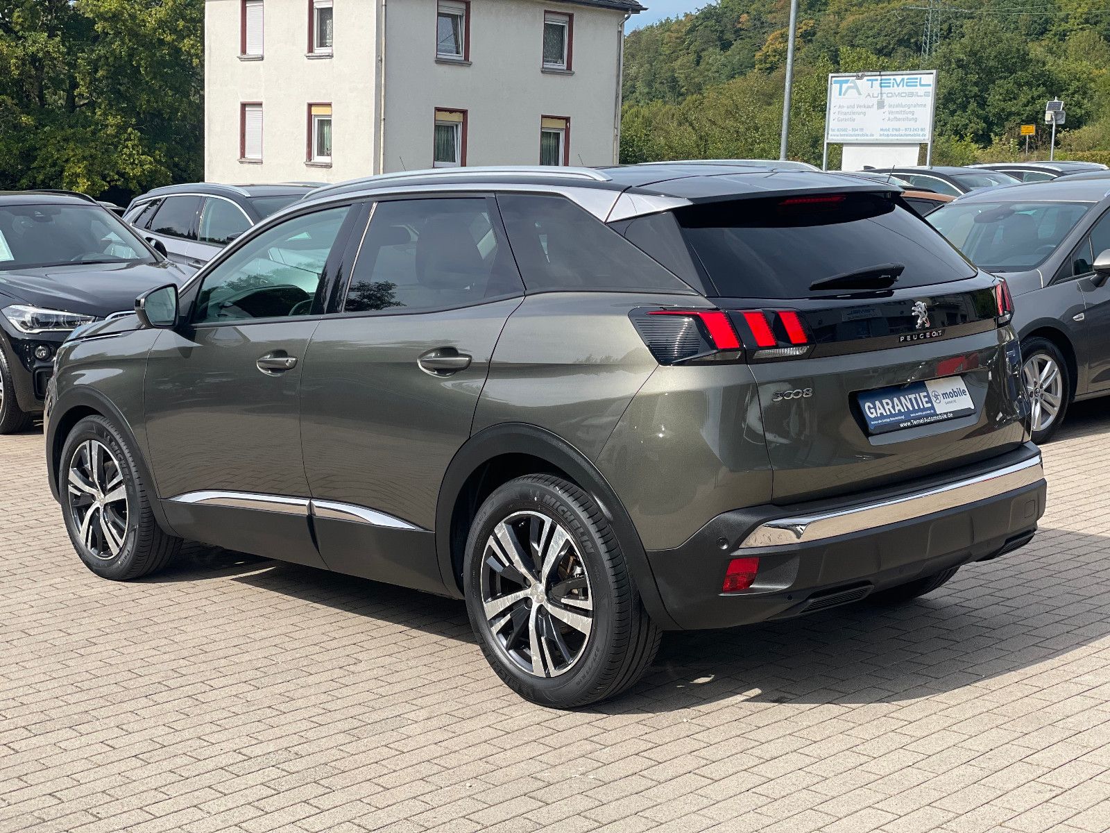 PEUGEOT 3008, 2016, Benzin, 131 PS