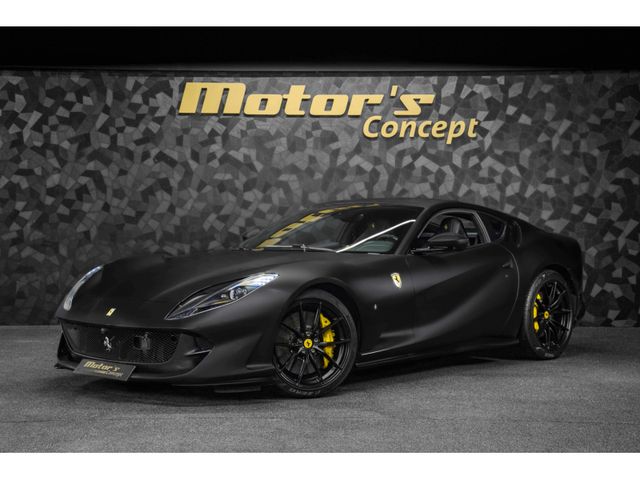 Ferrari 812 Superfast 6.5 V12 - NERO OPACO