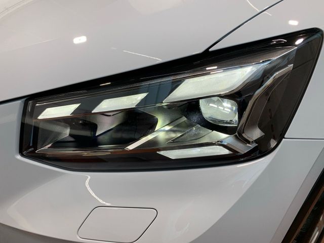 Q2 35 TFSI ADVANCED MATRIX+NAVI+AHK+STANDHZG