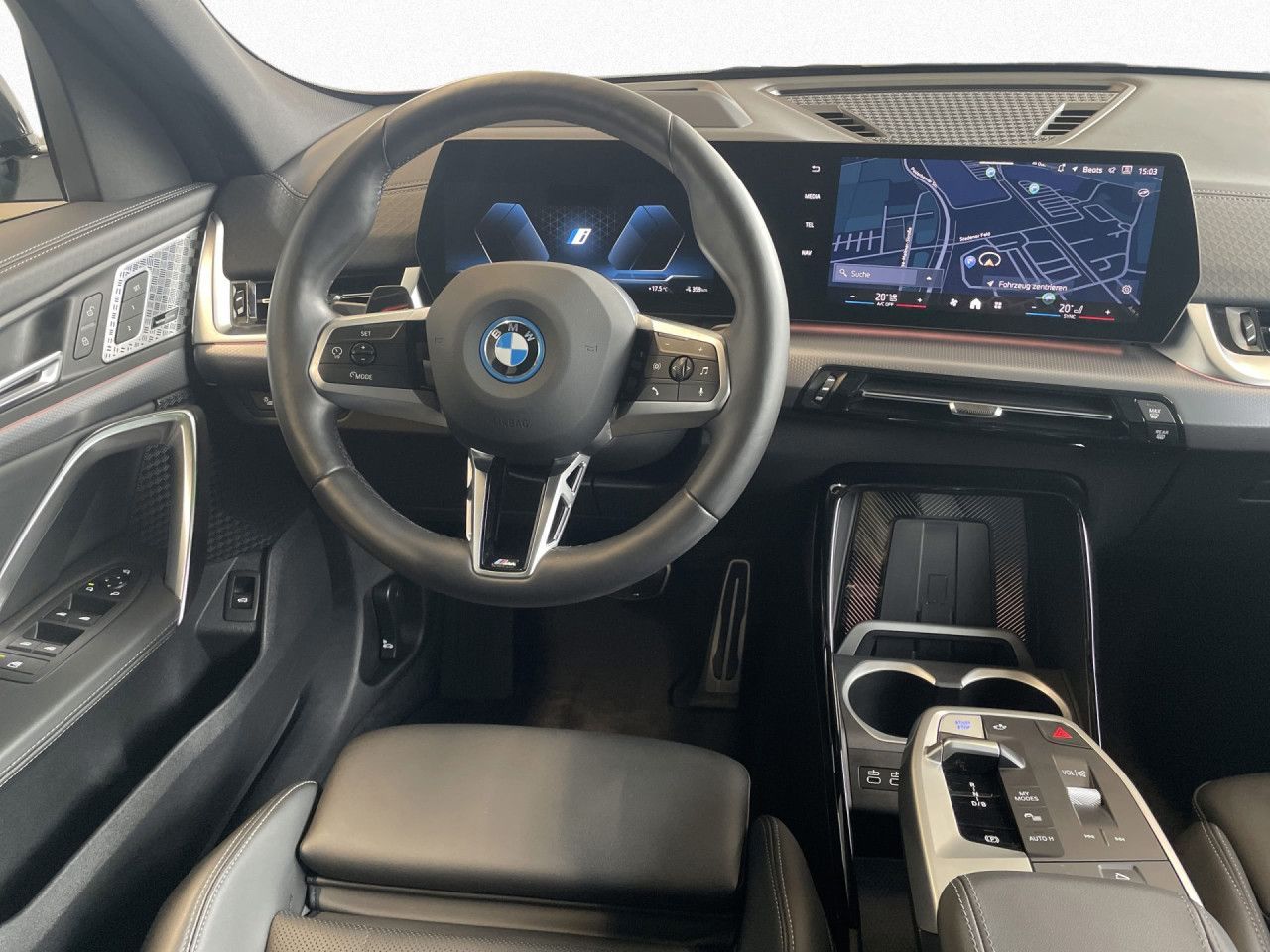 BMW iX2 - Bild 18
