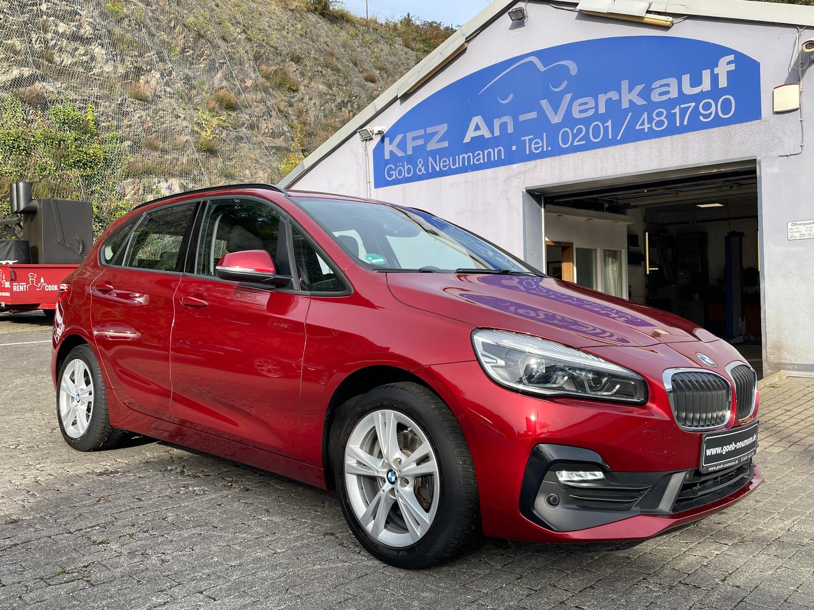 BMW 218i ActiveTourer Advantage Aut. Navi LED Kamera