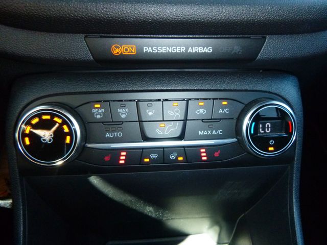 Fahrzeugabbildung Ford Fiesta ST-Line 1,0 >40.641KM/NAV/AHK/KAM/SHZ/PDC