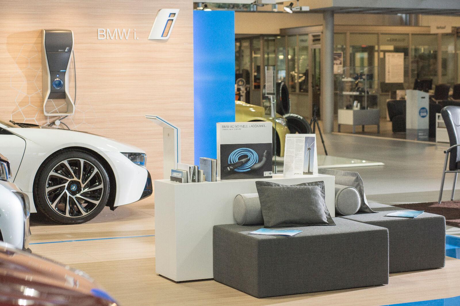 showroom-image-main