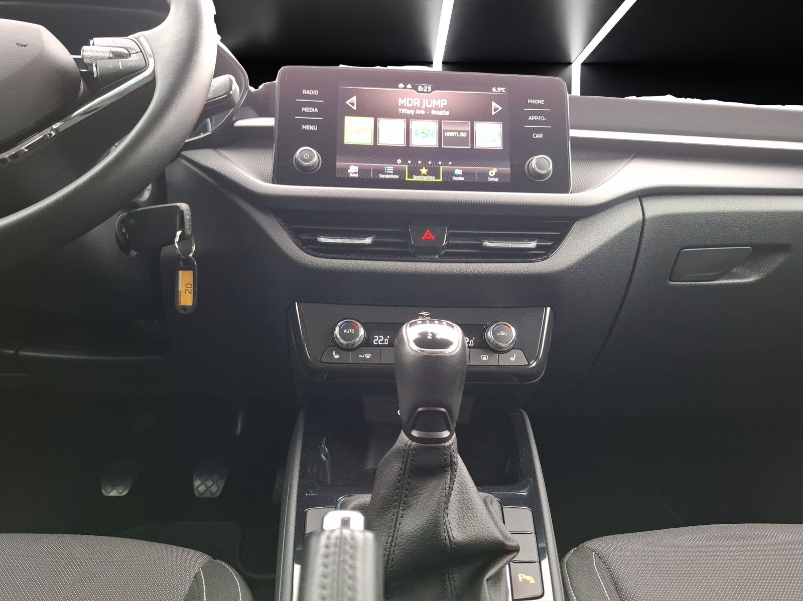 Fahrzeugabbildung SKODA Fabia TSI Ambition LED AID ACC PDC SH LM