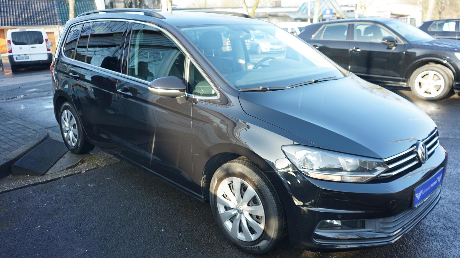 Volkswagen Touran Comfortline 1.6 TDI-7 Sitzer-Navi-Tempoma