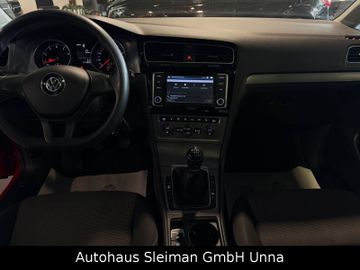 Volkswagen Golf - 10