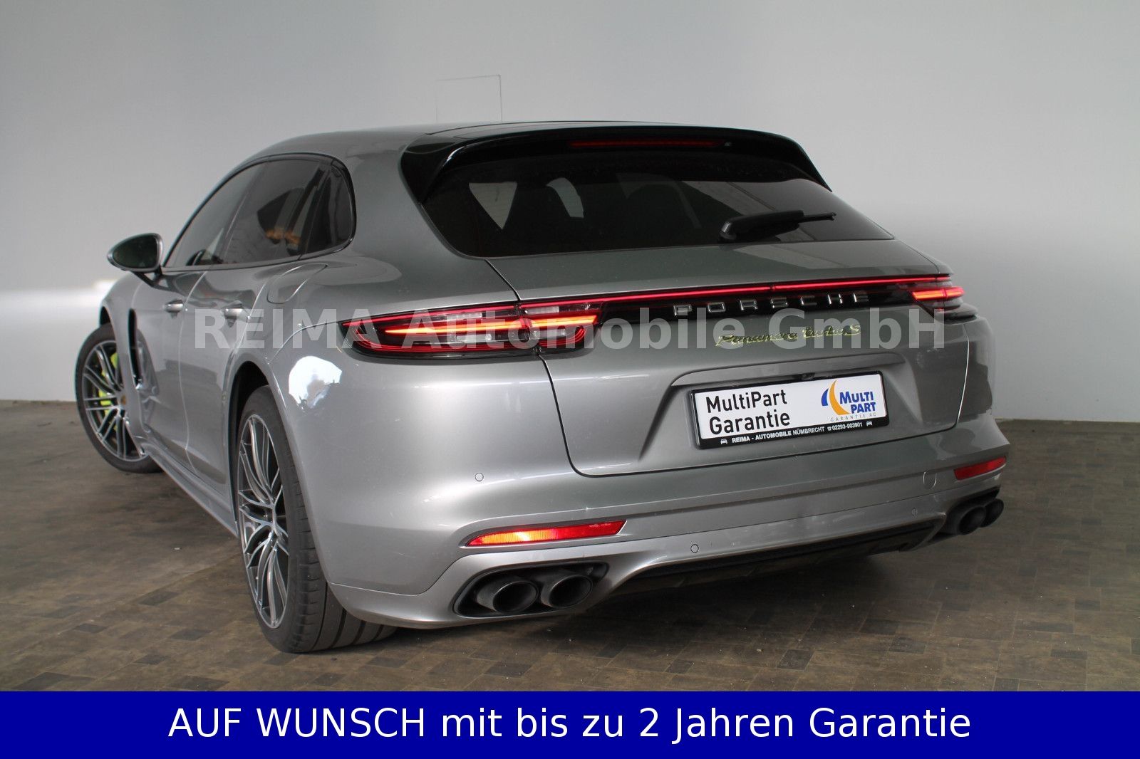 Fahrzeugabbildung Porsche Panamera Sport Turismo Turbo S E-Hybrid, Matrix