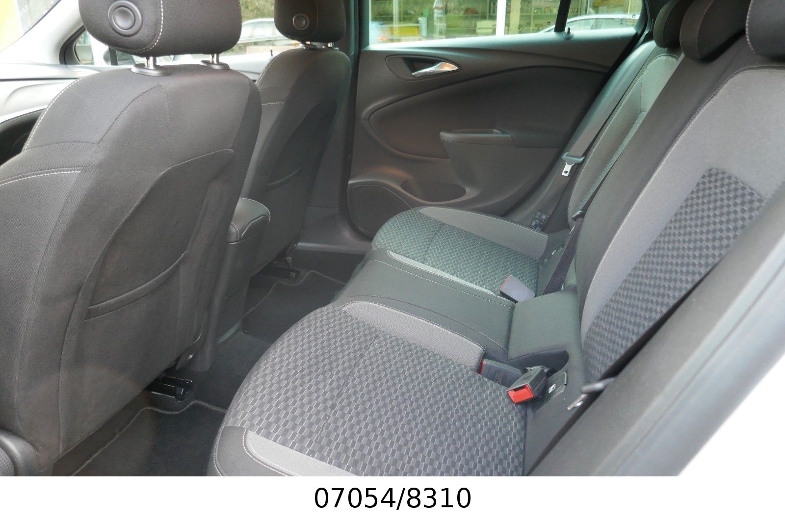 Fahrzeugabbildung Opel Astra K Sports Tourer "Edition"