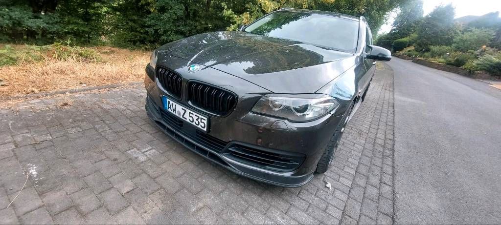 Image of BMW 530
