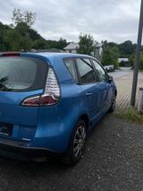 Renault Mégane Grand Scénic - Renault Megane: Renau