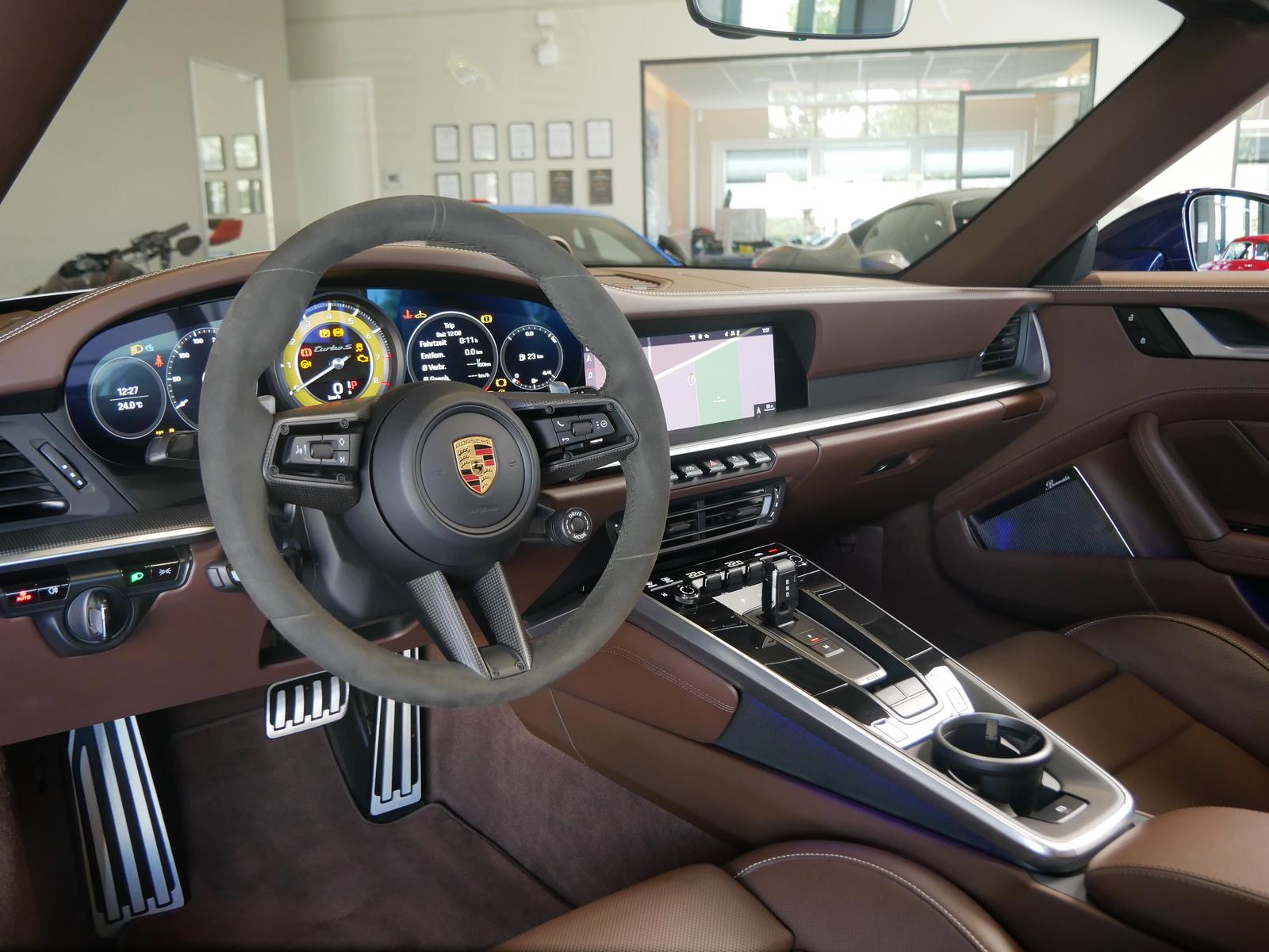 Porsche 992 911 Turbo S Lift Matrix Sportabgas PASM 1.Hd