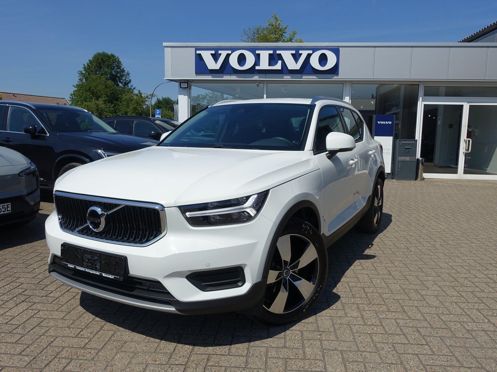 Volvo XC40 D3 2WD Momentum/Kamera/AHK/HarmanKardon