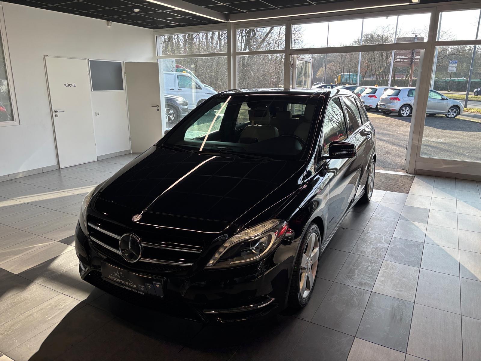 Mercedes-Benz B 200 AHK