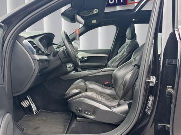 Volvo XC90 - 10