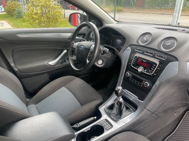 Fahrzeugabbildung Ford Mondeo Turnier Trend(Tüv&Insp.neu/ab.AHK)