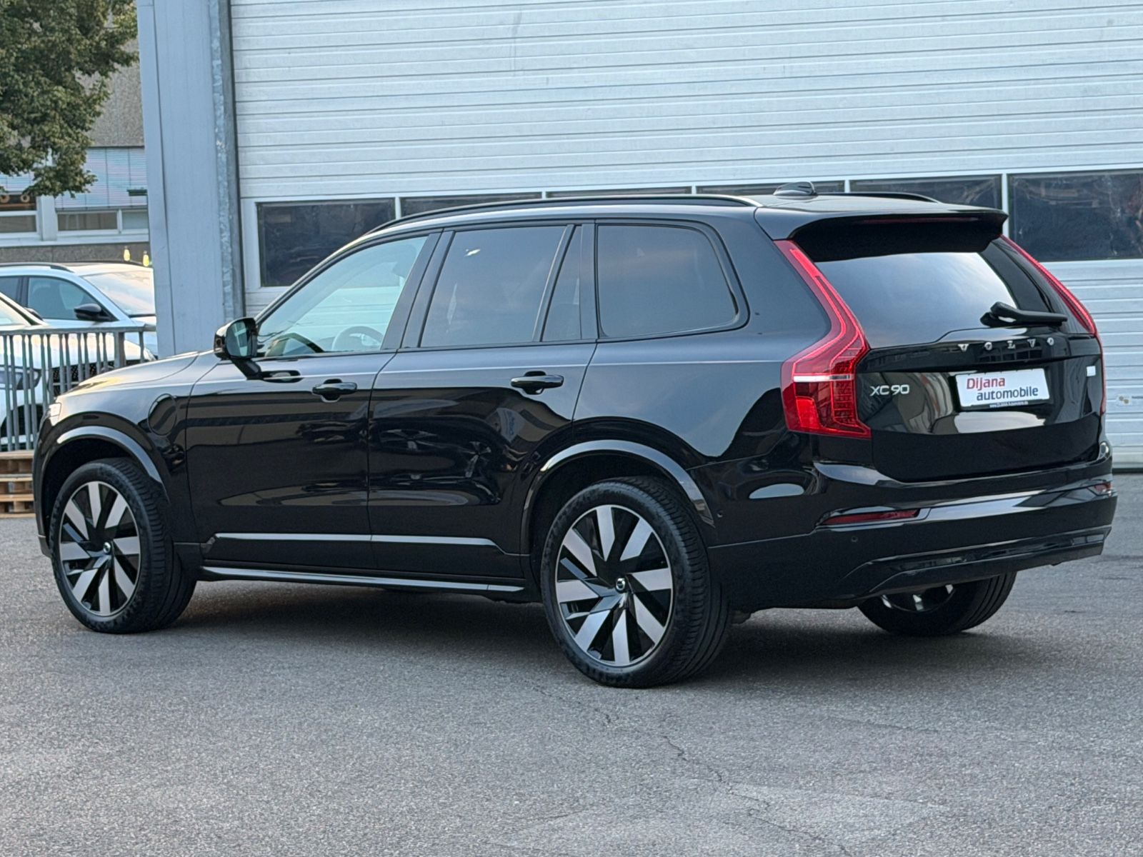 Volvo XC90 T8 Ultra Dark VOLL+Luft+Massage NEUWERTIG! imagem 3