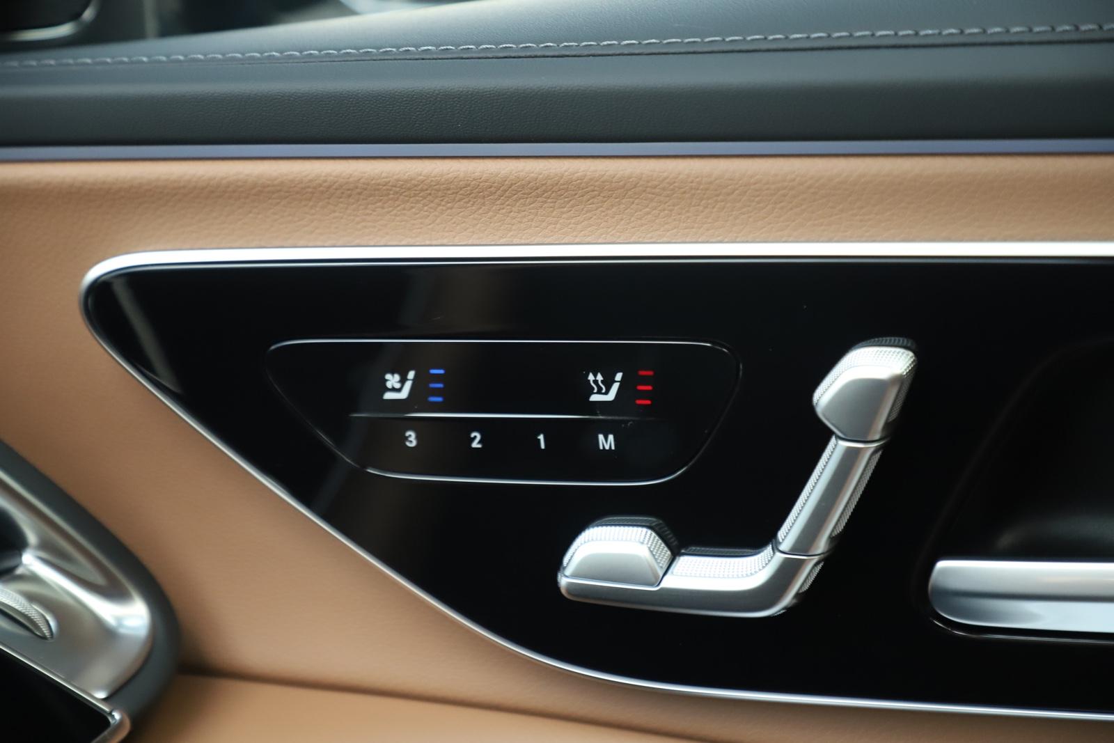 Mercedes-Benz E 220 d T-Modell AMG Line Advanced Plus Pano Sof