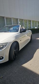BMW E93 335i Cabrio LCI M-Paket 7-Gang DKG br Leder - weiße BMW 335
